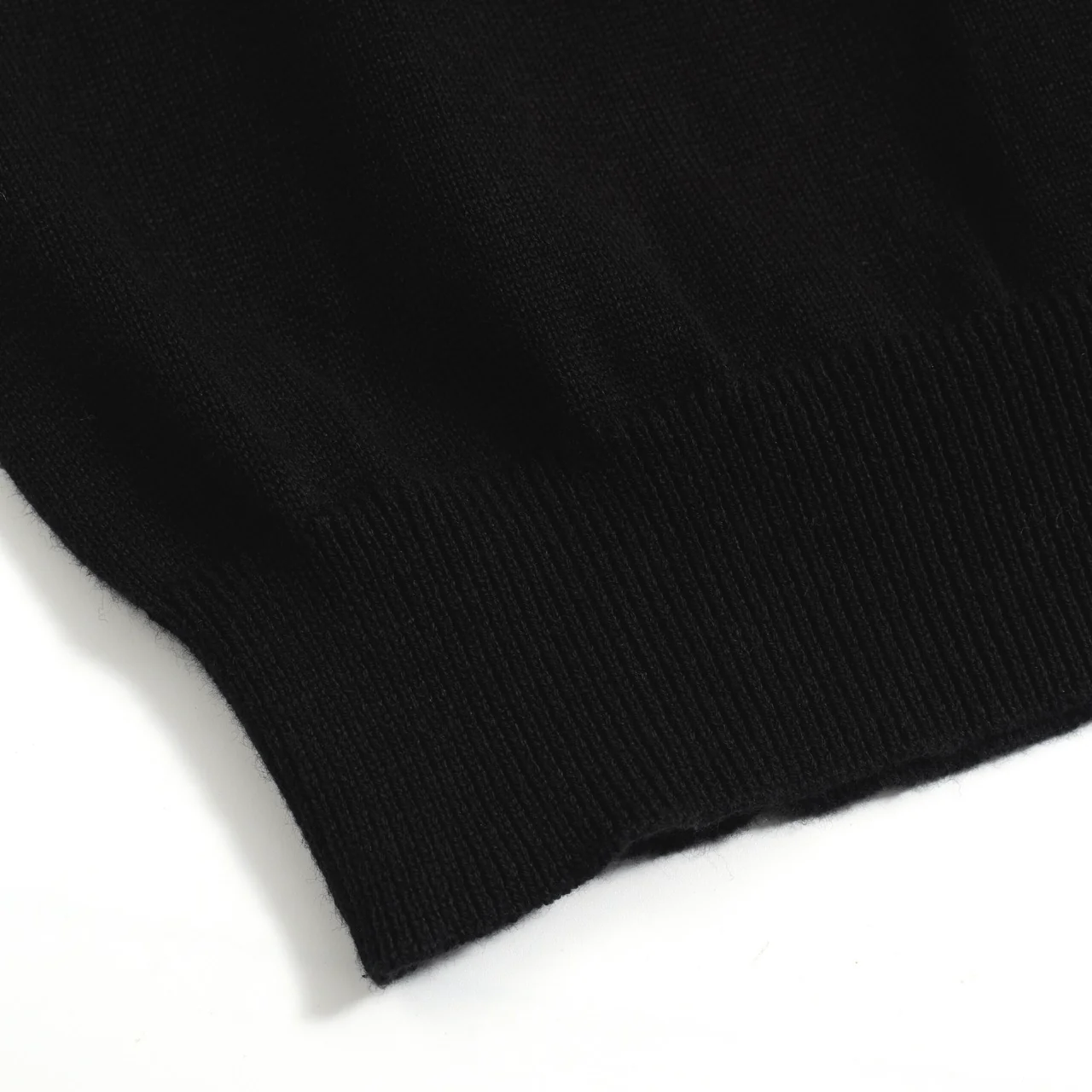 Women's black embroidered V-neck knitwear - Image 7