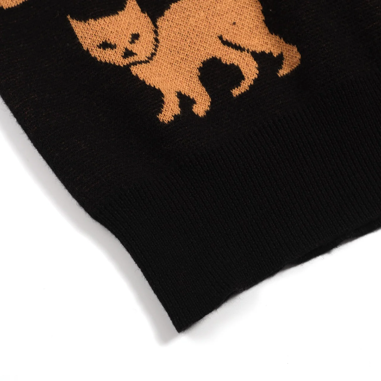 Women's black kitty-pattern jacquard knitwear - Image 6