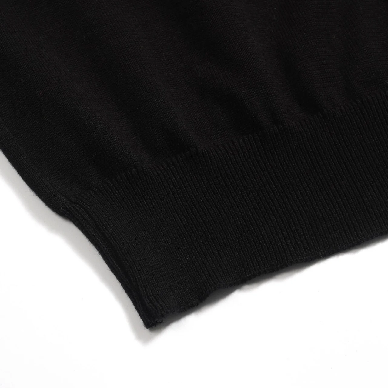 Women's black love jacquard bubble sleeve knitwear - Image 7