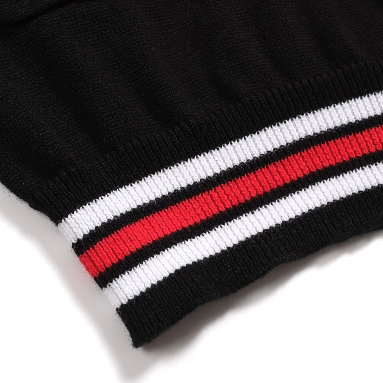 Women's black retro pocket V-neck knitted T-shirt - Image 6