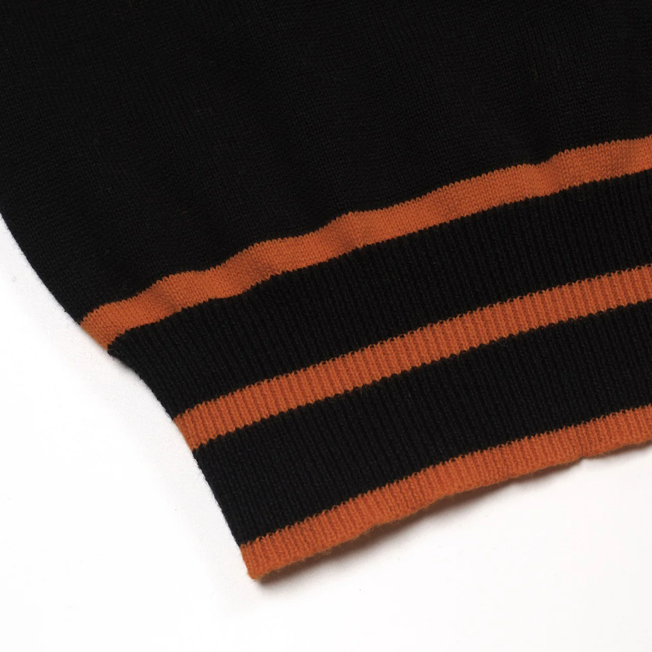 Women's black street art retro fashion knit polo shirt - Image 4