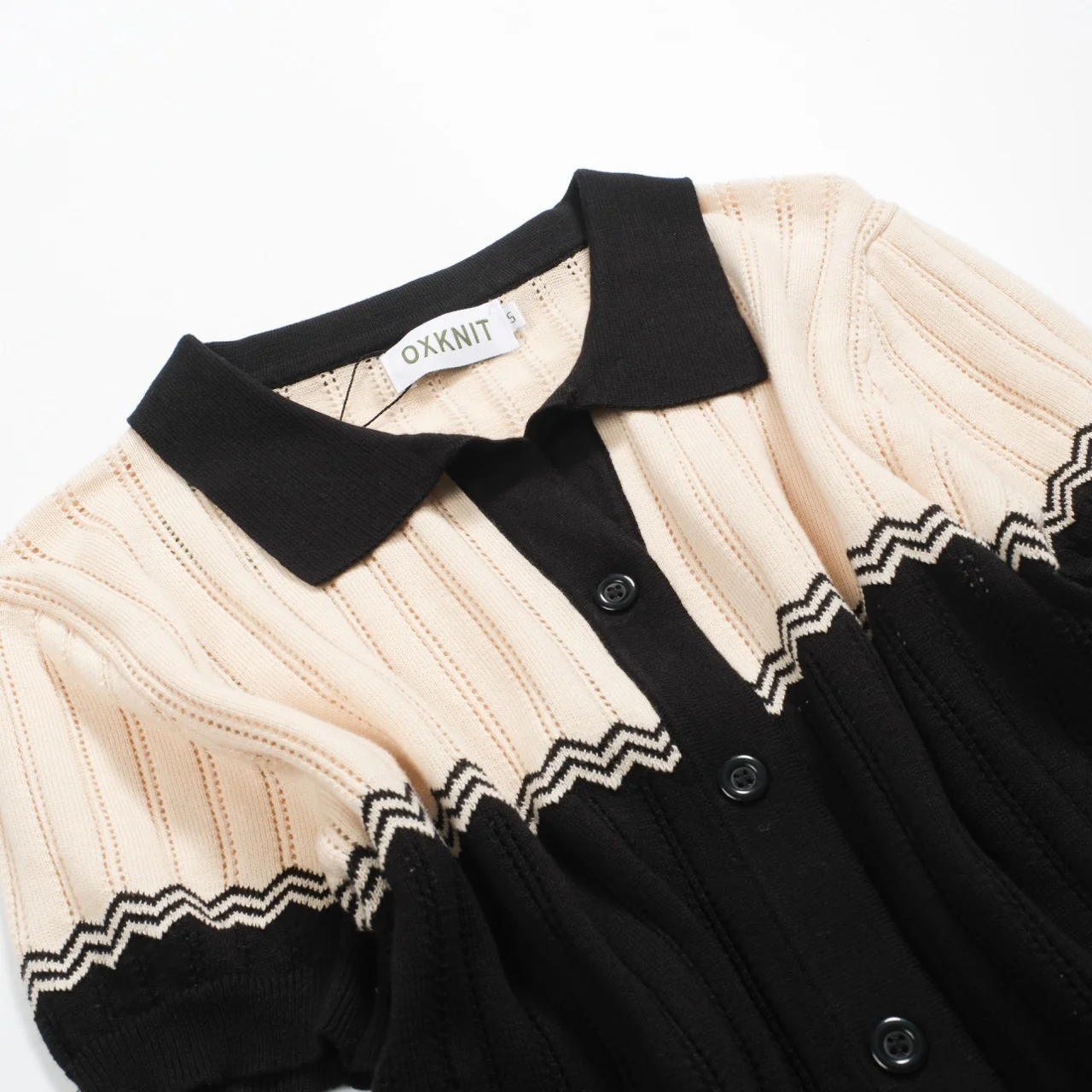 Women's black vintage textured jacquard V-neck cardigan - Image 10