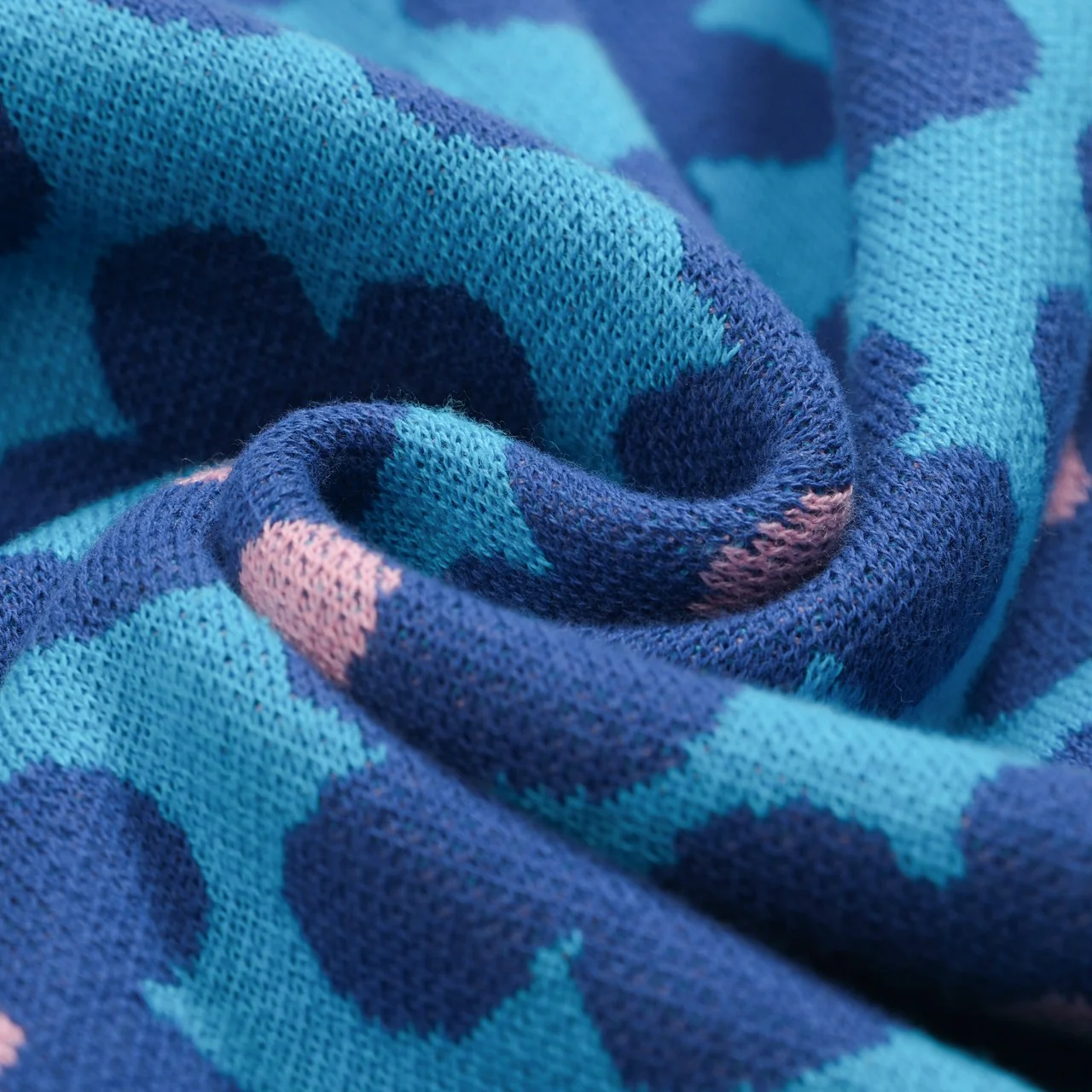 Women's Blue floral Jacquard vintage knitwear - Image 10