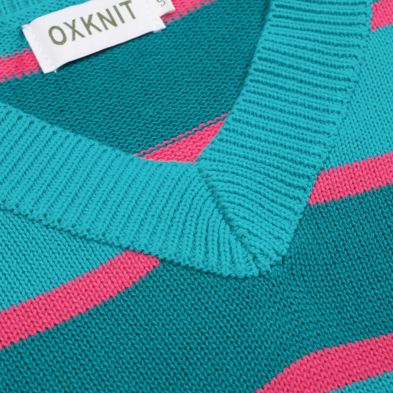 Women's blue striped jacquard V-neck knitwear - Image 5