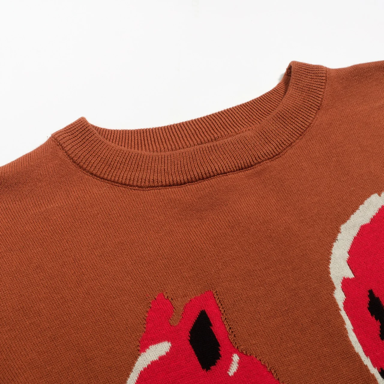 Women's brown vintage jacquard squirrel knitwear - Image 4