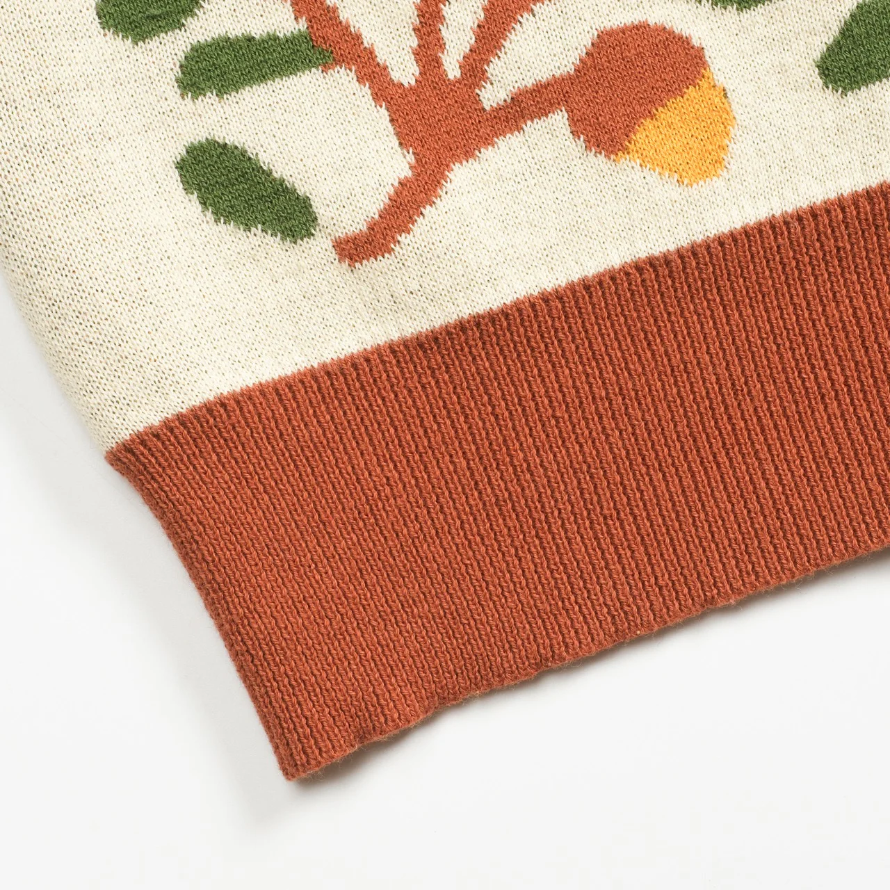 Women's brown vintage squirrel check knitted cardigan - Image 7