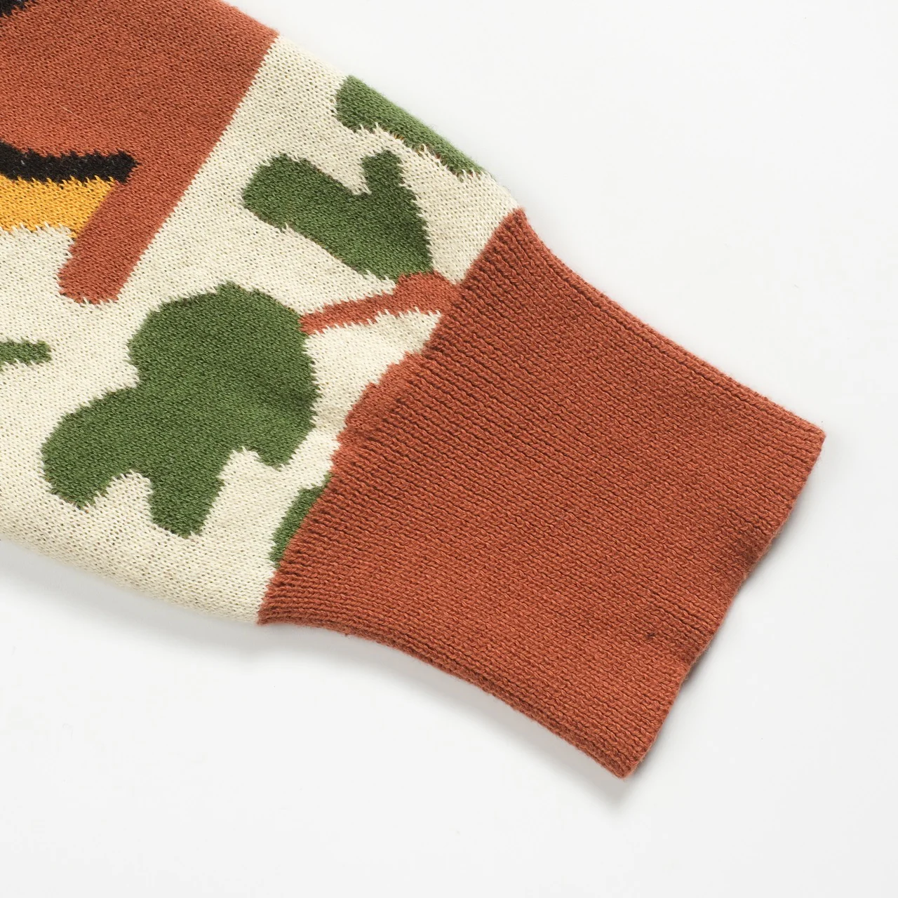Women's brown vintage squirrel check knitted cardigan - Image 8