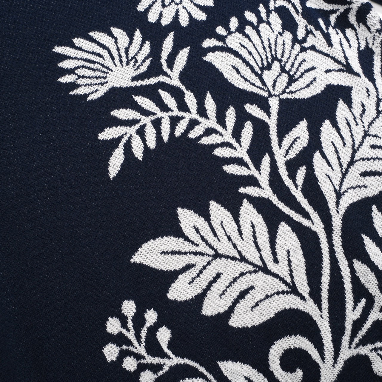 Women's dark blue floral classic retro art jacquard knitwear - Image 5