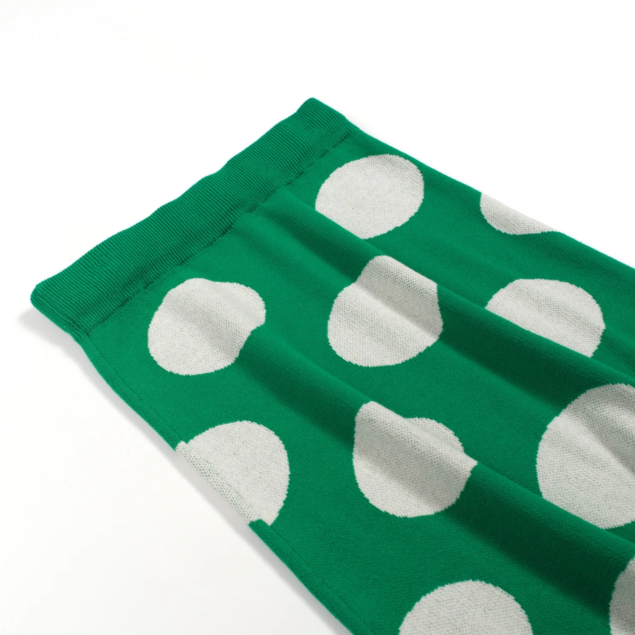 Women's green polka dots vintage knit skirt - Image 9