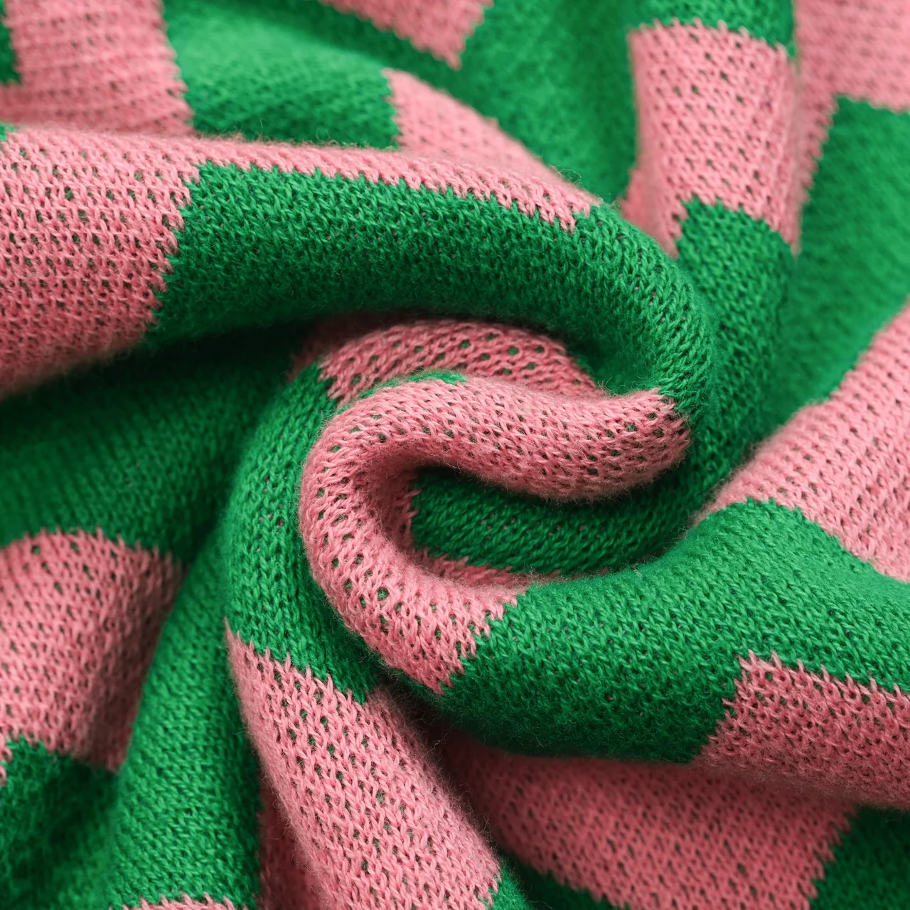 Women's green tooth stripe sleeve V-neck knitwear - Image 8