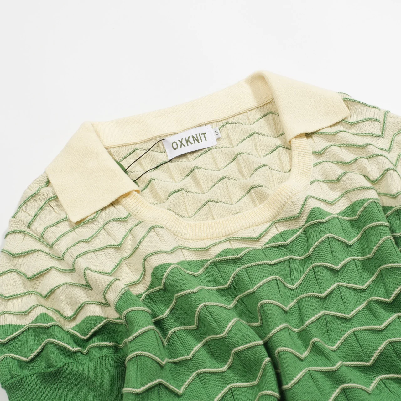 Women's green vintage jacquard knit polo shirt - Image 9
