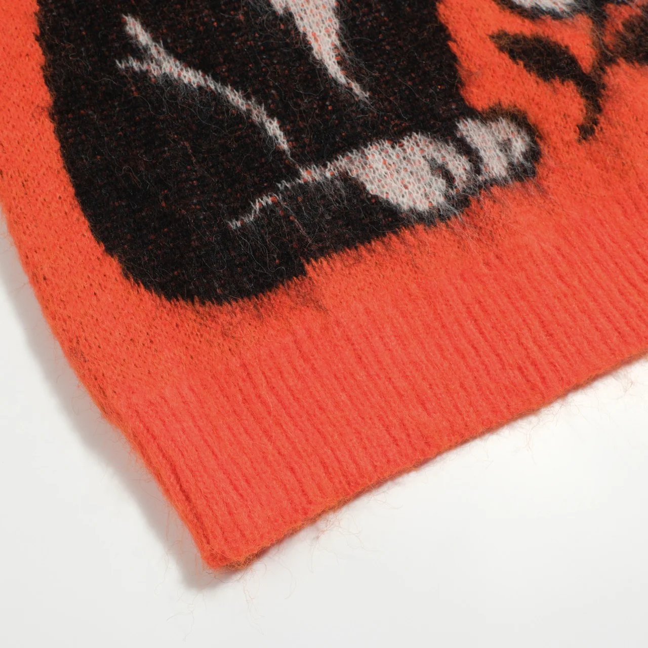 Women's orange vintage cat flower jacquard knitwear - Image 5