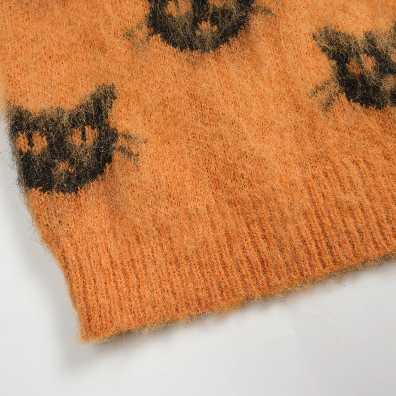 Women's orange vintage cat head jacquard knitwear - Image 5