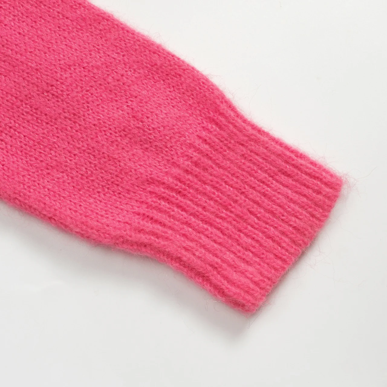 Women's pink cat floral jacquard plush knitwear - Image 7