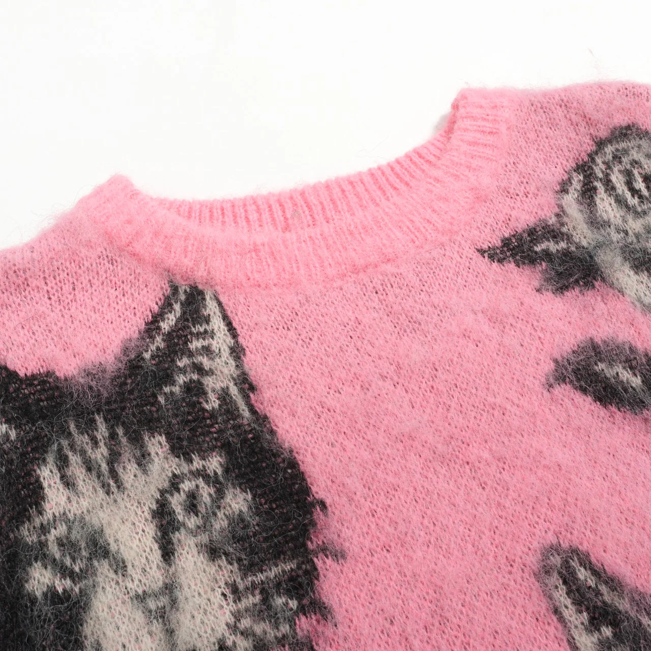 Women's pink kitten cute jacquard knitwear - Image 4