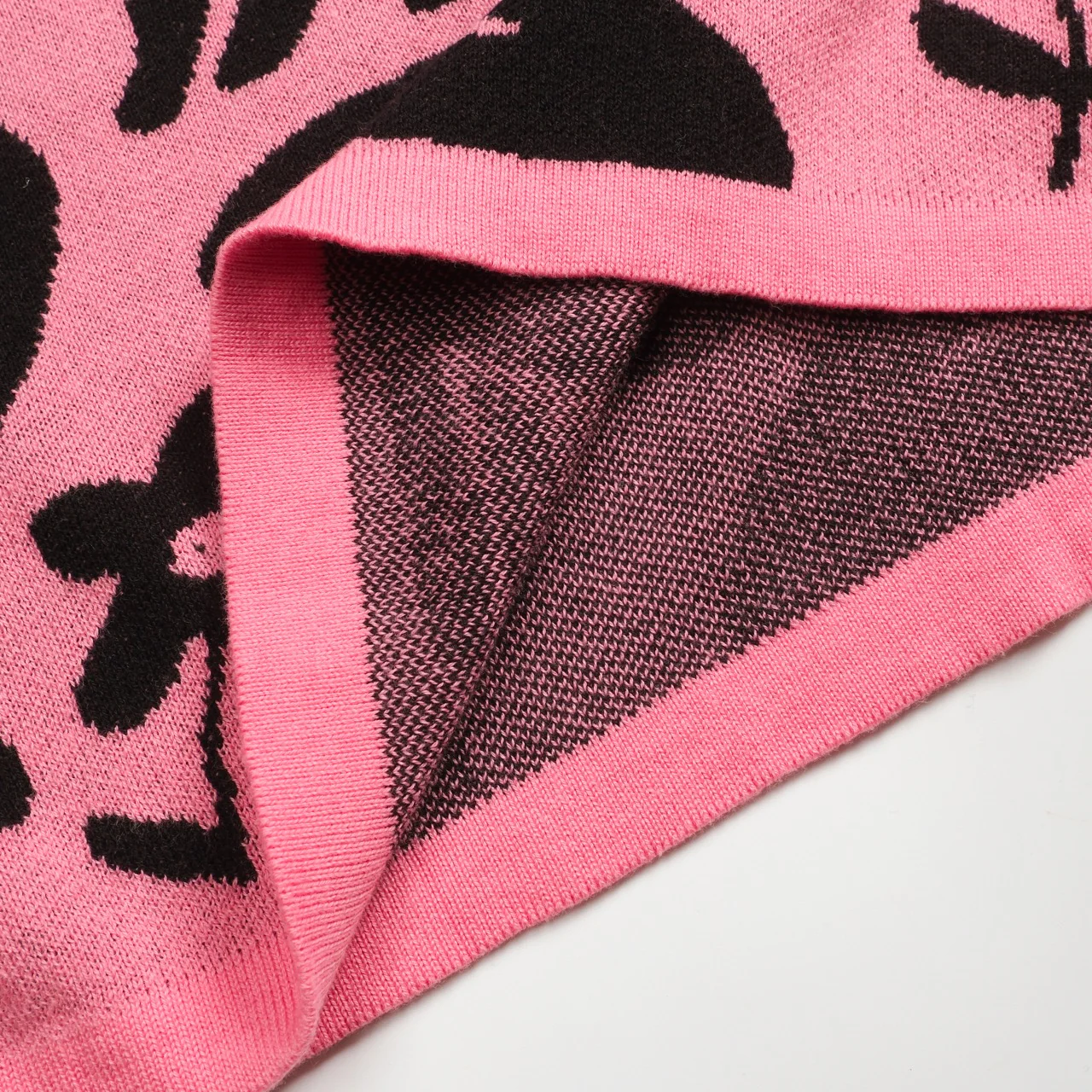 Women's pink retro cat-patterned knitted skirt - Image 6