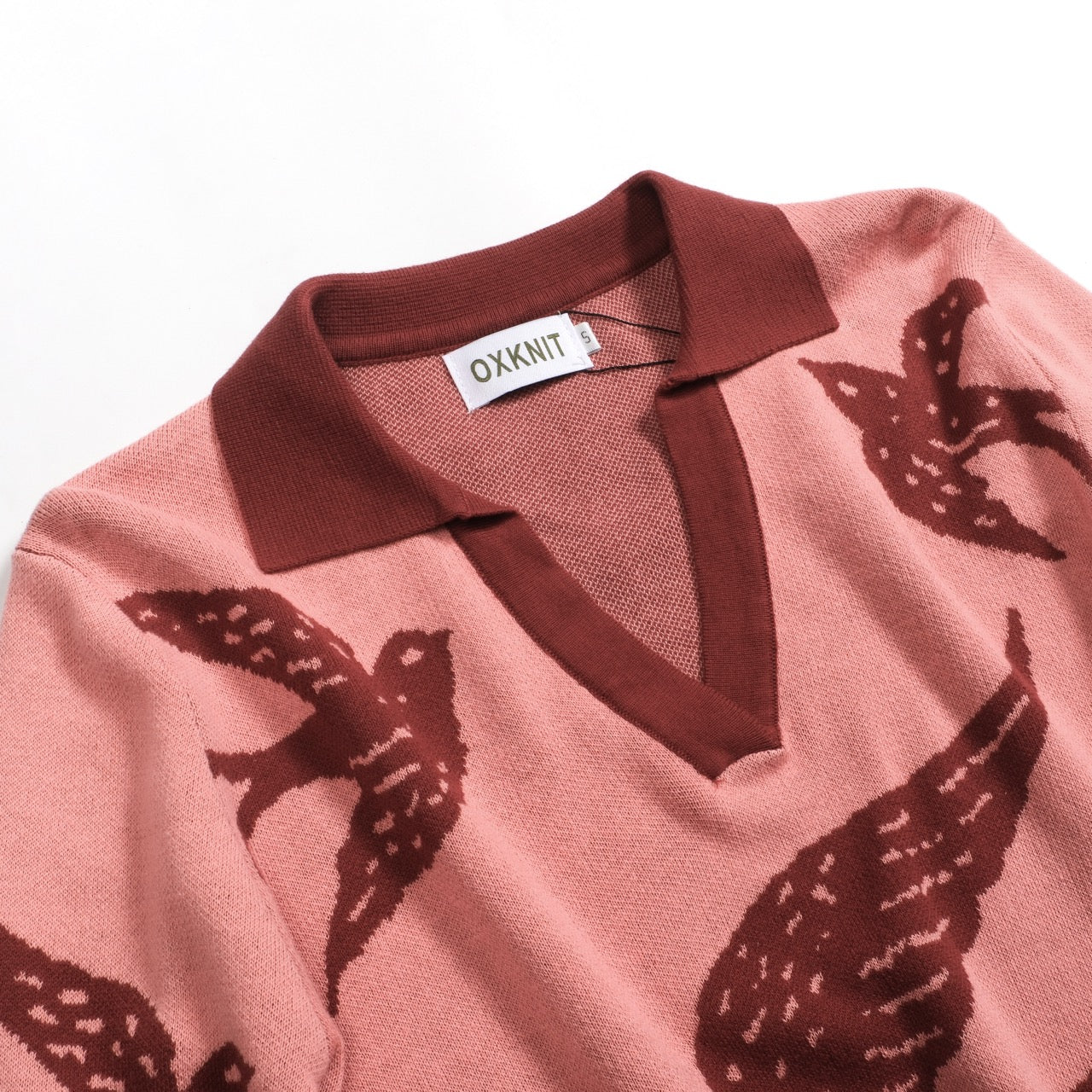 Women's pink swallow jacquard V-neck knitwear - Image 9