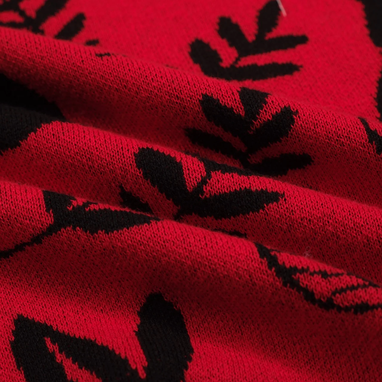 Women's red animal jacquard knit skirt - Image 7