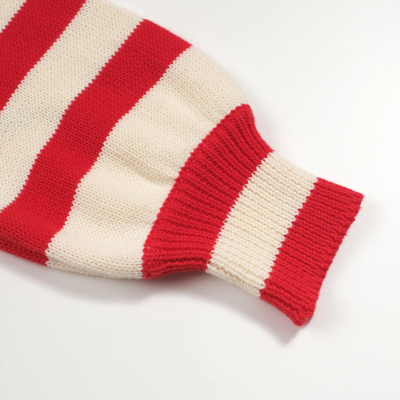 Women's red striped Christmas tree vintage knitwear - Cropped length - Image 5