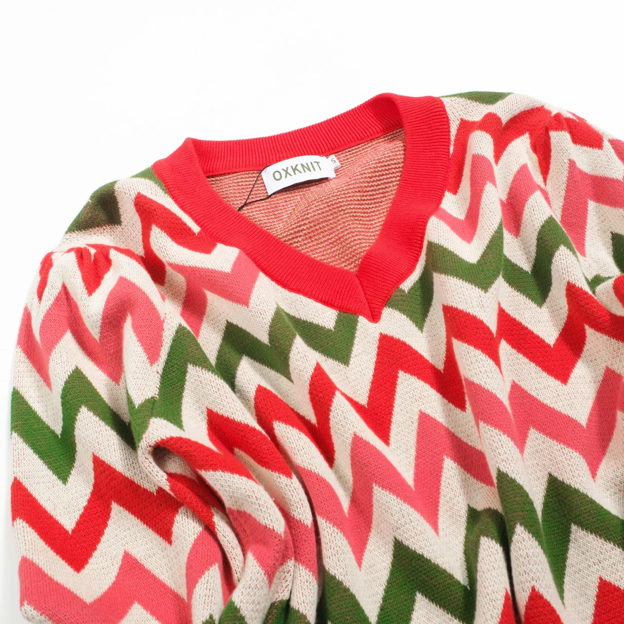 Women's red toothed striped puffed sleeve knitwear - Image 8