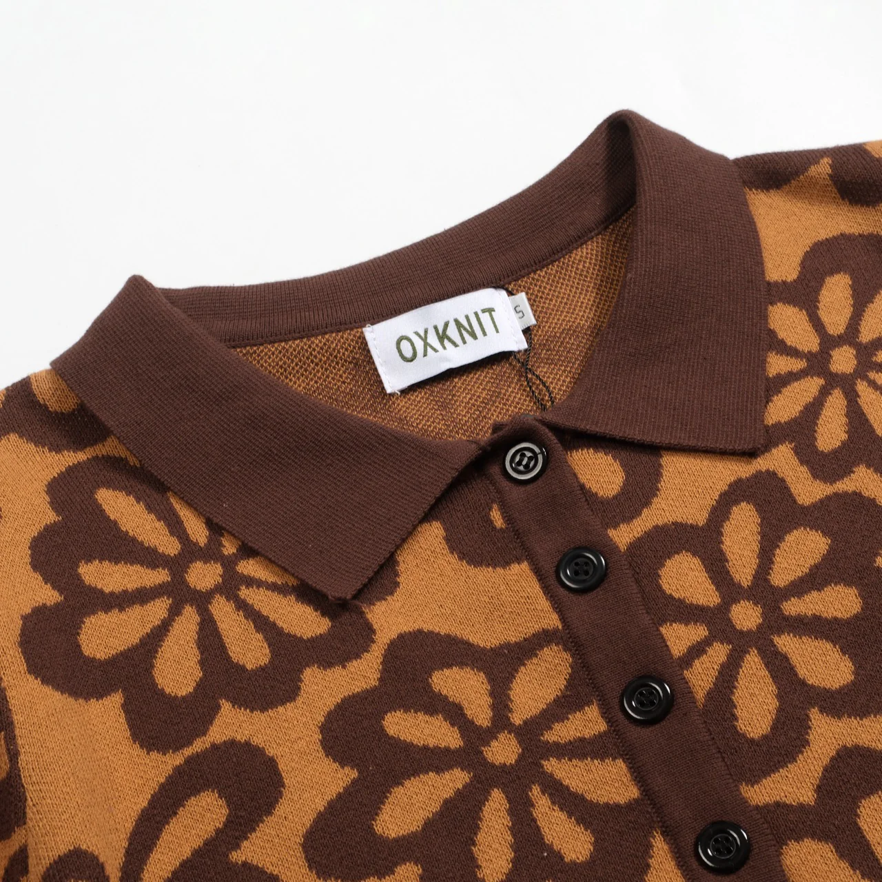 Women's vintage brown jacquard bubble sleeve polo - Image 4