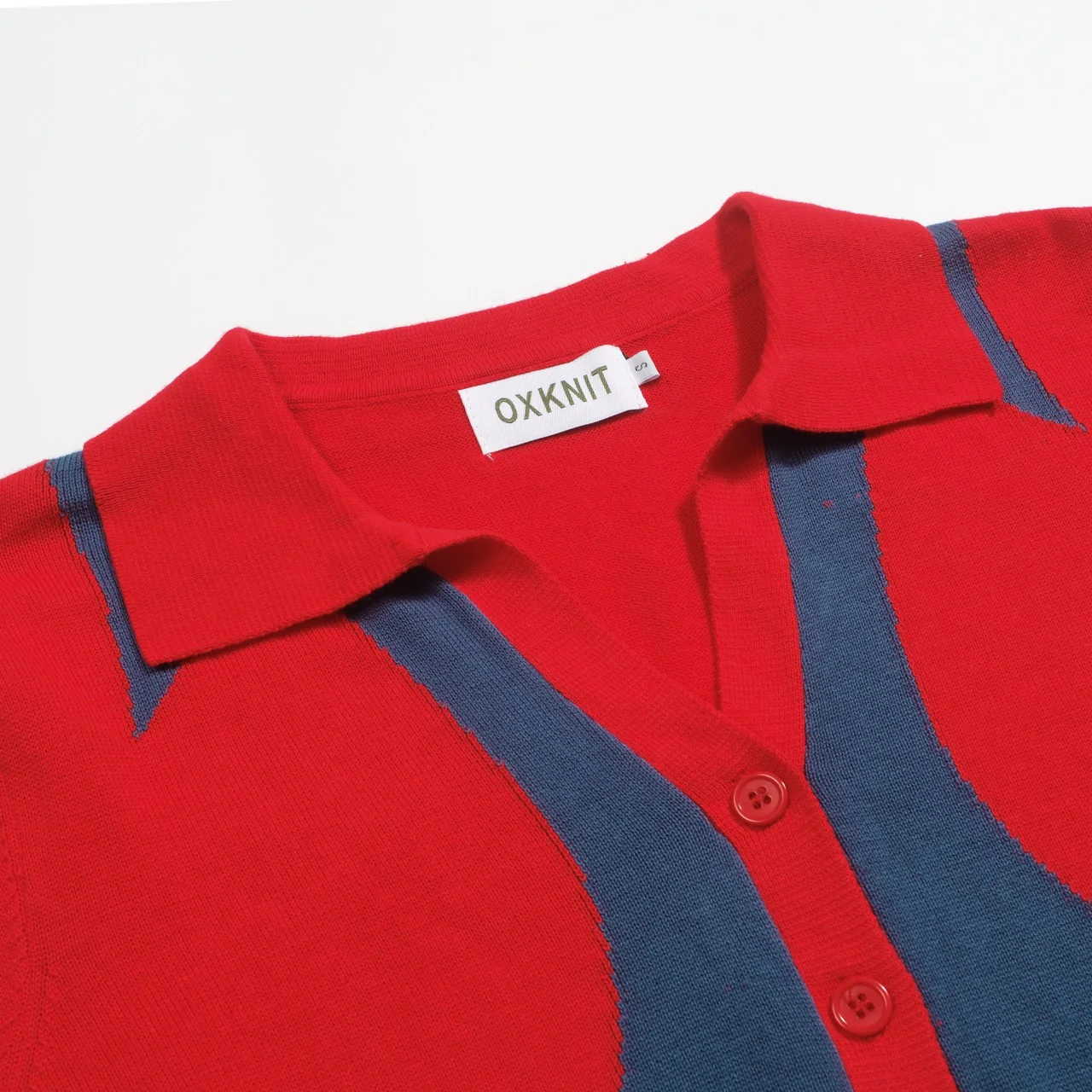 Women's vintage red style V-neck knitted polo shirt - Image 4