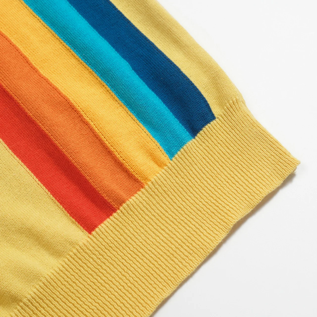 Women's vintage yellow rainbow jacquard knitwear - Image 7