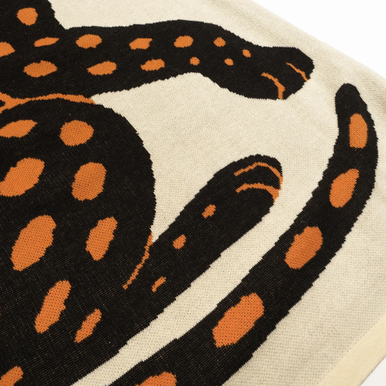 Women's white apricot-colored cheetah retro knitted skirt - Image 6