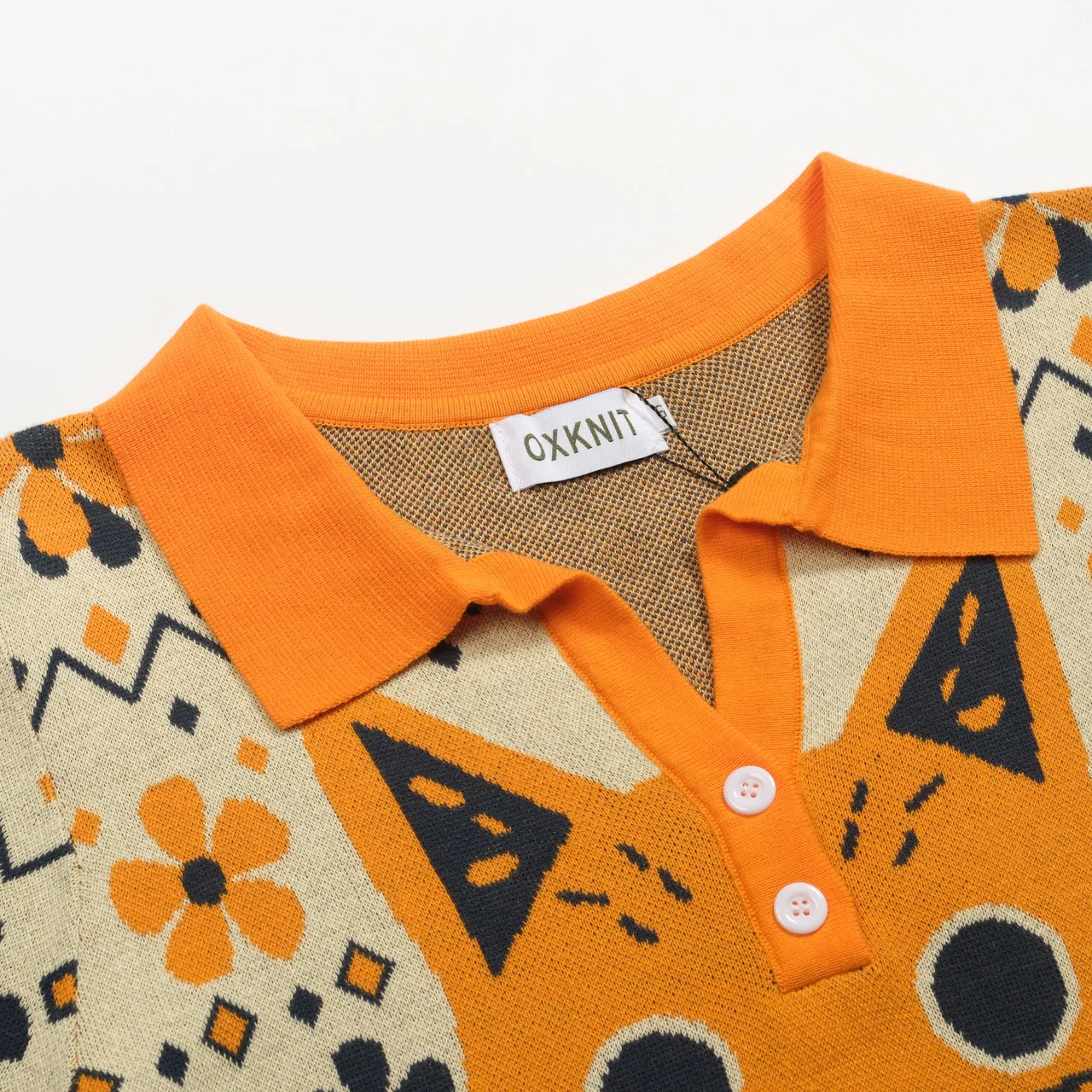 Women's yellow Cat vintage jacquard knit V-neck polo - Image 4