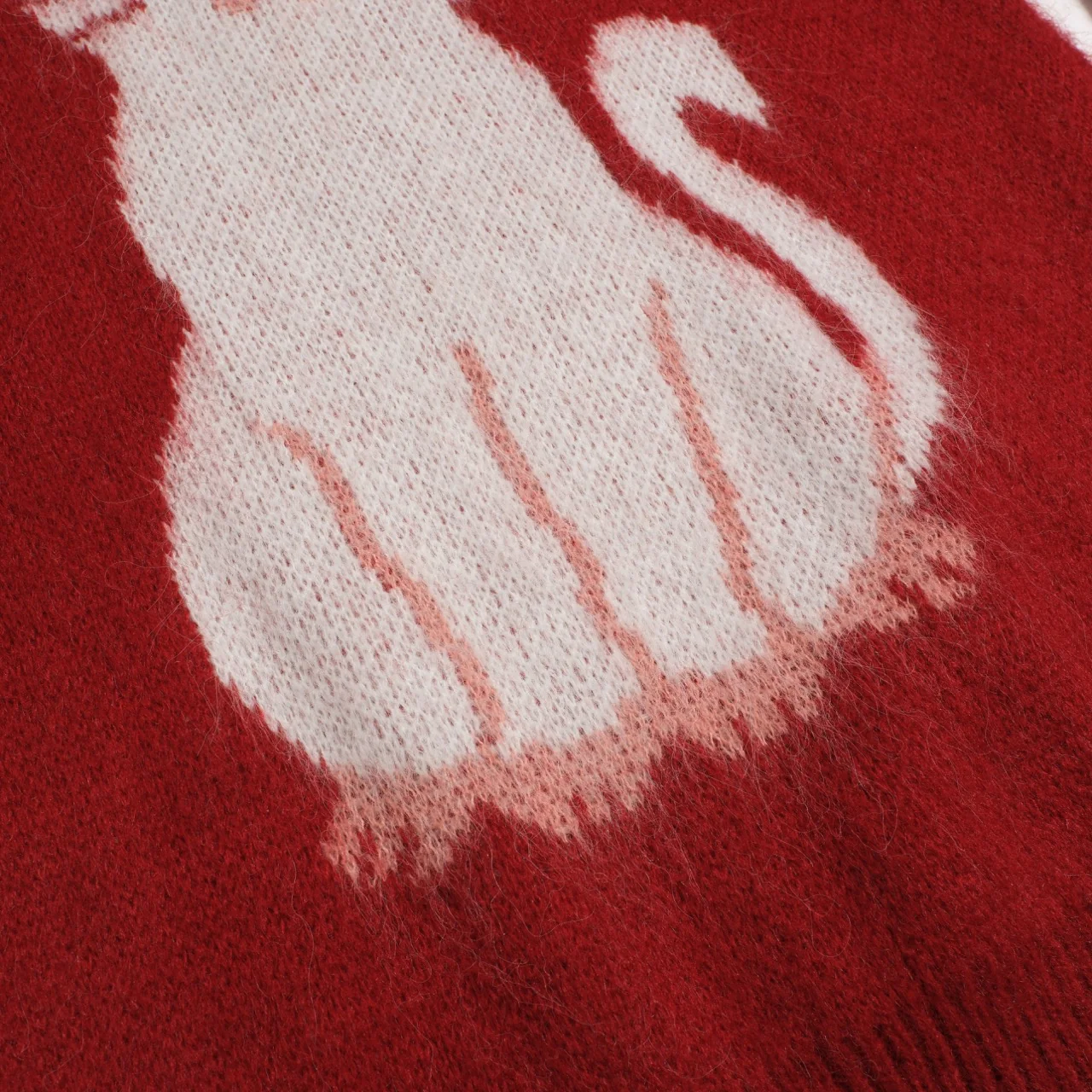 Women's red cute cat jacquard plush knitwear - Image 5